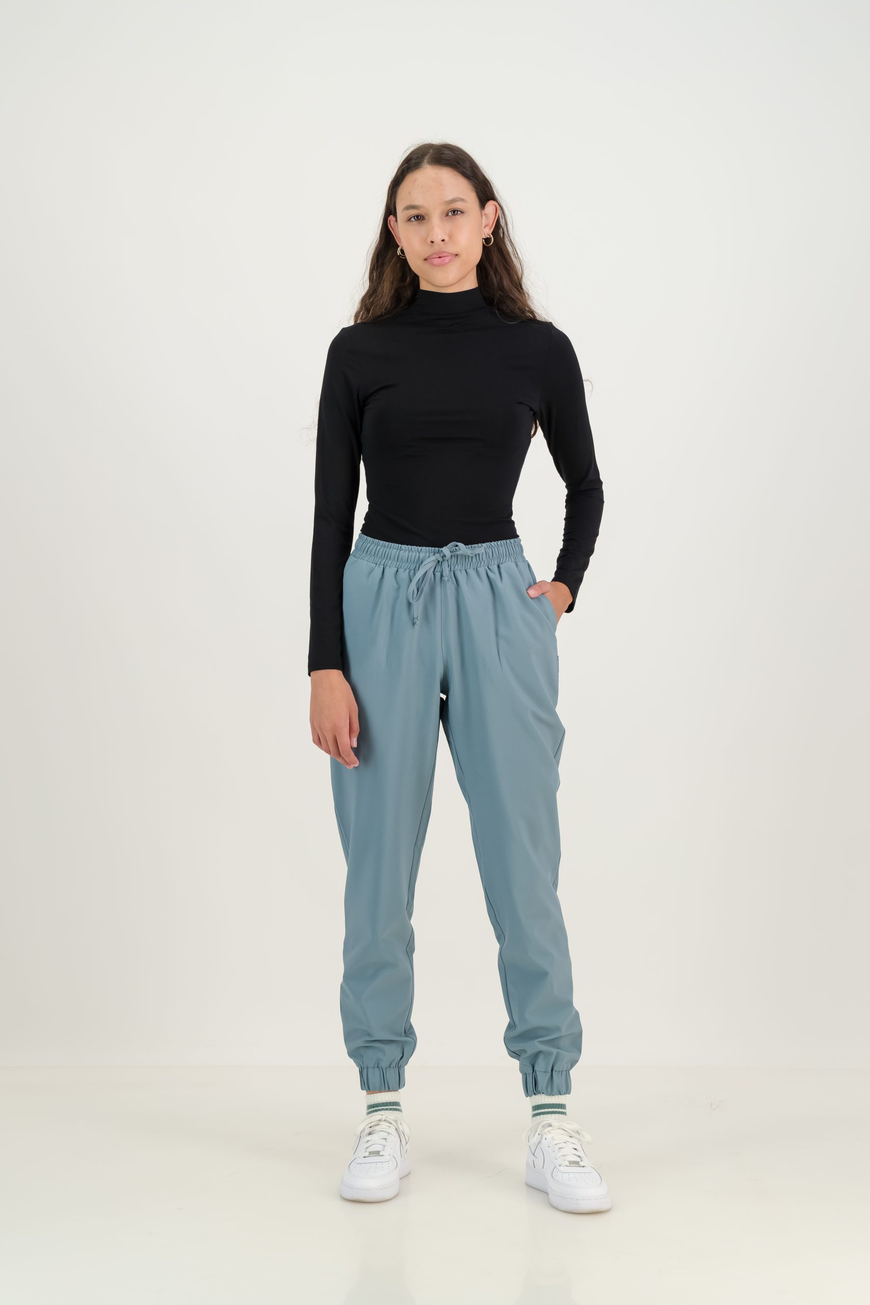 P240510105633_Fullbody_CR2_2